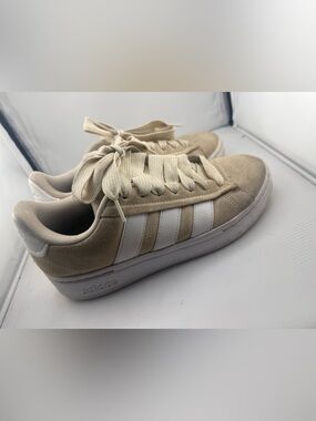 Adidas Campus